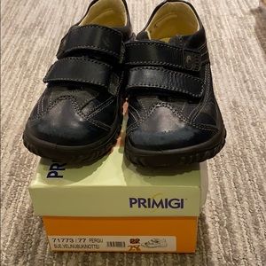 Primigi boys leather sneaker boots size 11
